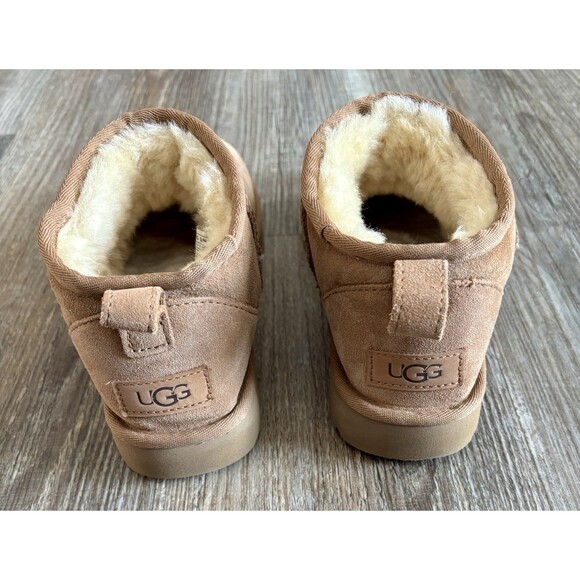 UGG Classic Ultra Mini Chestnut Fall Winter Suede Boots Booties Womens Size 6 - Picture 4 of 6